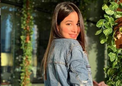 أسيل عمران تنافس نجمات مهرجان كان بأناقتها