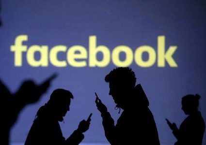 "فيسبوك" تقيد استخدام خدمة البث المباشر