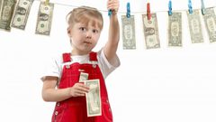 هل يصح تحفيز أطفالك بالمال لأداء مهامهم المنزلية؟