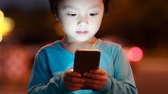 ما هي اضرار الالكترونيات على صحة طفلك ؟