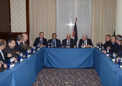 الرئيس يستقبل السفراء العرب المعتمدين لدى قطر