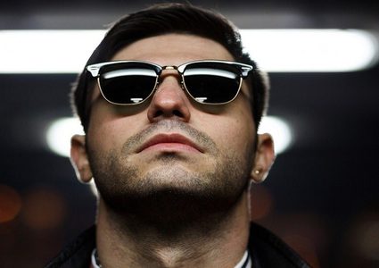 ارتداء النظارات الشمسية في السرير يحسن نوعية النوم خلال أسبوع فقط