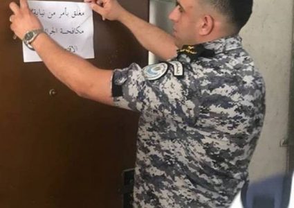 "الصحة" والضابطة الجمركية توقفان مطعمين عن العمل في الخليل