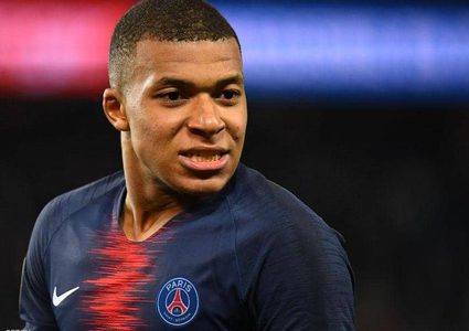 بعد تلميح الرحيل.. توخل يدعو مبابي إلى "الصمت"