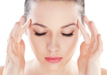 أعراض الصداع العنقودي