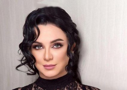 الصورة الاولى لسلاف فواخرجي بعد خروجها من المستشفى