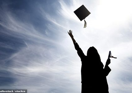 ما العلاقة بين طول فترة التعليم والصحة؟