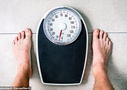 ضبط السلوك اليومي يمنع زيادة الوزن