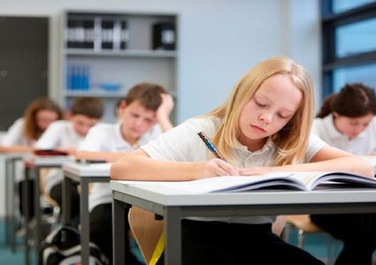 ارتفاع درجات الحرارة يزيد من كفاءة النساء في الامتحانات!