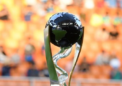 السعودية والإمارات والبحرين تقدم ملفا لاستضافة مونديال 2021