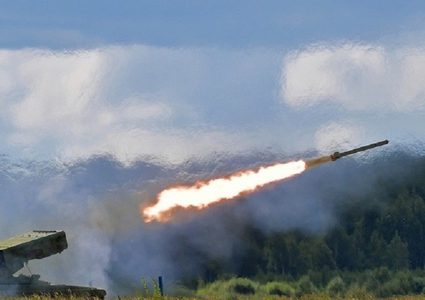 موسكو تعد قرارا يحمي مستوردي أسلحتها من العقوبات الأمريكية