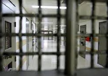 استقرار الحالة الصحية للأسير المصاب محمد حسنين