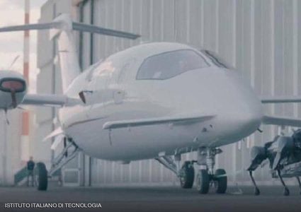 الكلب الخارق..صمم خصيصا لتقديم المساندة للبشر في حالات الطوارئ