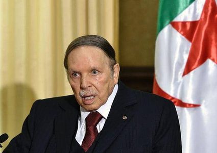 حزب جزائري يطالب بالتحقيق مع بوتفليقة