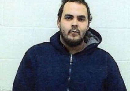 مجرم يشترط 15 ألف لايك ليسلم نفسه إلى الشرطة..؟!