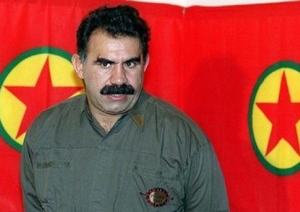 أوجلان يدعو أنصاره الأكراد لإنهاء إضرابهم المتواصل منذ 200 يوماً