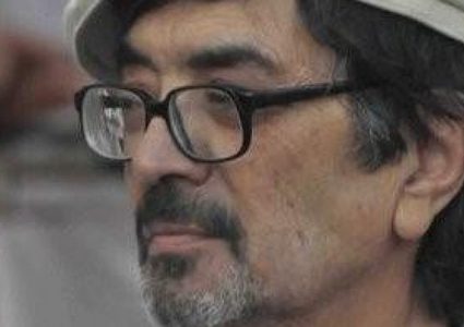 موقع النجوم والنسور من الأعلام والشعارات!