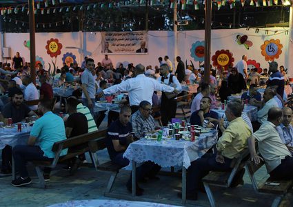 فتح : تنظم افطاراً جماعياً لأسر الشهداء والأسرى في قلقيلية