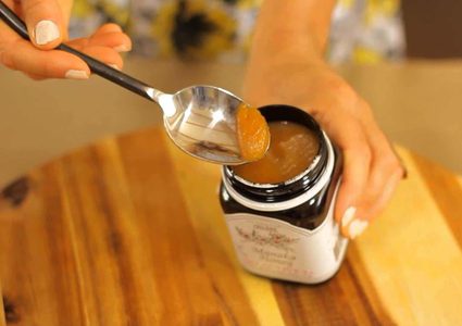 نوع عسل فعال في علاج القروح مثل الكريمات المضادة للفيروسات