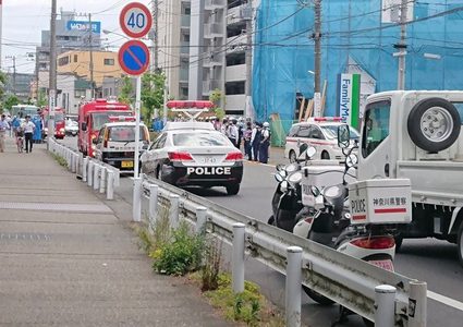 مقتل تلميذة وإصابة 15 بعملية طعن في اليابان