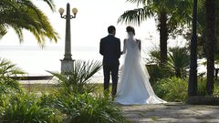 النساء غير المتزوجات هن الأكثر سعادة