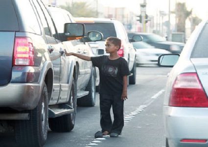 بيت لحم: الشرطة تعتقل متهما باستغلال الأطفال لصالح التسول