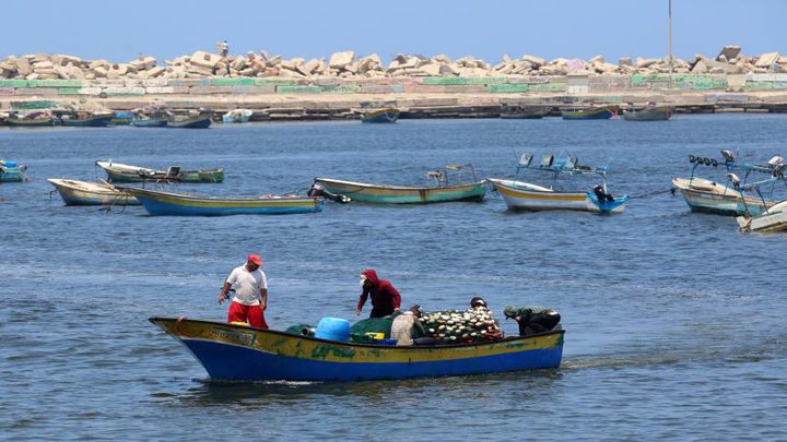 الكشف عن مصير 4 صيادين فقدوا ببحر غزة