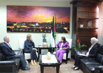 الكيلة تبحث مع سفيرة النرويج سبل تعزيز التعاون