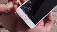 معلومة صادمة: شاشة هاتفك لا تنكسر بسبب اهمالك