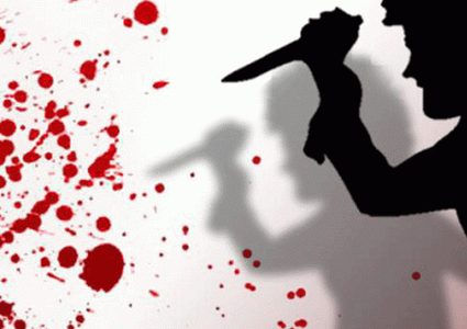 مصرية تقتل والدتها وتذبح قطة فوق جثتها!