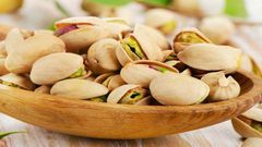 "حرب الفستق" تندلع بين واشنطن وطهران