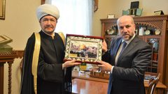 الهباش يبحث مع مفتي روسيا فعاليات أسبوع القدس ودعم "الأقصى"