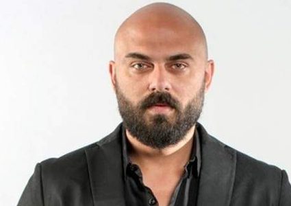 أحمد صلاح حسني يتصدر تويتر بعد نجاح "حكايتي"