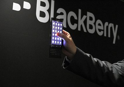 شركة "بلاكبيري" تنهي خدمة الرسائل المجانية "بي بي إم"