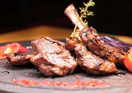 اكتشاف فائدة جديدة للحوم الحمراء