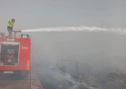 الدفاع المدني يتعامل مع 143 حادث حريق وإنقاذ