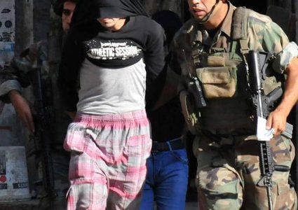 لبنان.. مقتل شرطي وسقوط جرحى في هجمات عدة في طرابلس