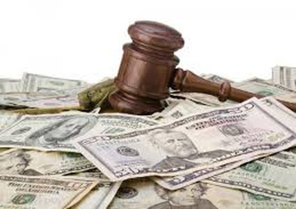 أمريكية تربح تعويضًا بـ325 مليون دولار من "جونسون آند جونسون"