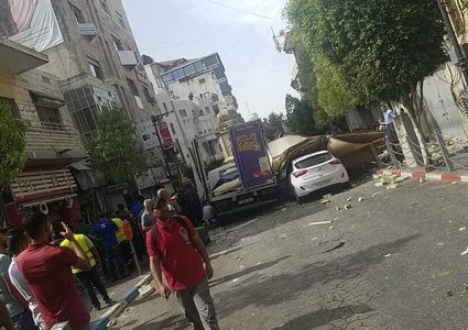 إصابات بانفجار مطعم في رام الله وتضرر عدد من المركبات
