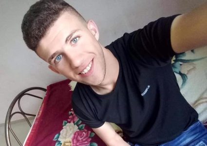 أكثر من 20 تمزقا في أحشائه بسبب رصاص الاحتلال