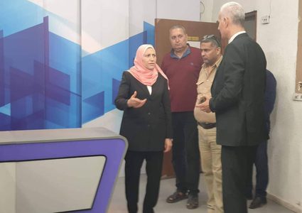 وزيرة شؤون المرأة تتفقد مقر فضائية فلسطين بغزة