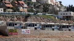 بريطانيا: بناء المستوطنات عقبة امام حل الدولتين