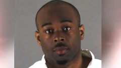 "أراد قتل شخص ما".. فرمى طفلا من شرفة مركز تجاري!