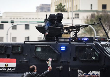 اللوح ينعى شهداء الأمن المصريين ضحايا الهجوم الإرهابي بالعريش