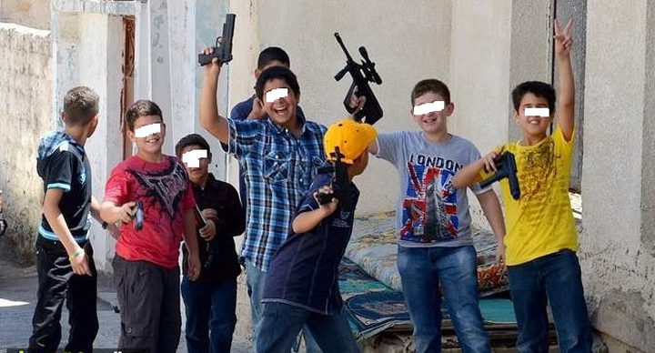 نهار العيد: "أسلحة" من نوع آخر بمتناول الأطفال والأهالي يصرخون