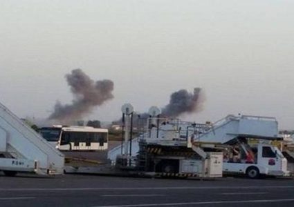 قوات حفتر تقصف مطار معيتيقة في طرابلس