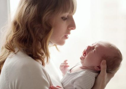 هل تسرع الولادة من شيخوخة المرأة..؟!