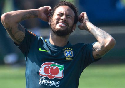 إصابة نيمار "الخطيرة" تبعده عن كوبا أميركا