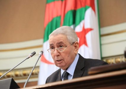 بن صالح: سأستمر بتحمل مسؤولية قيادة الجزائر حتى انتخاب رئيس جديد