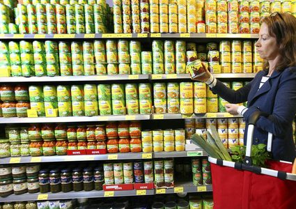 أطعمة ينصح خبراء التغذية الفتيات بتناولها